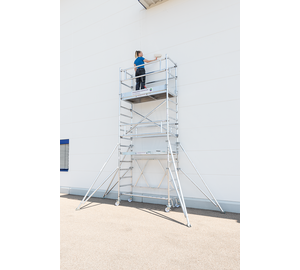 Folding scaffolding 0.75 x 1.80 m with outrigger | © MUNK GmbH