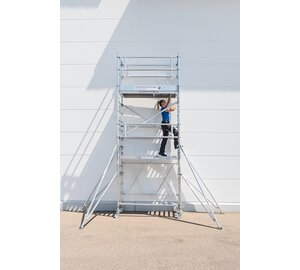 Folding scaffolding 0.75 x 1.80 m with outrigger | © MUNK GmbH