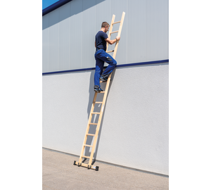 Rung str. ladder made of wood w. stab. 14 rungs | © MUNK GmbH