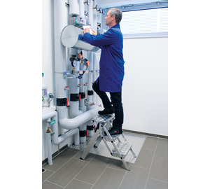 ML compact step stool 3 steps, app. | © MUNK GmbH